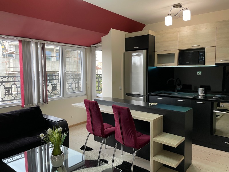 Дава под наем 3-СТАЕН, гр. Пловдив, Младежки Хълм, снимка 2 - Апартаменти - 53111766