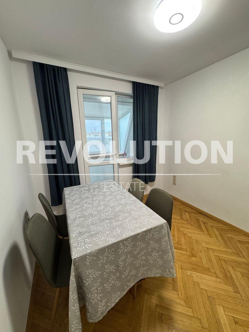 Дава под наем 4-СТАЕН, гр. Варна, ВИНС-Червен площад, снимка 3 - Апартаменти - 53438547