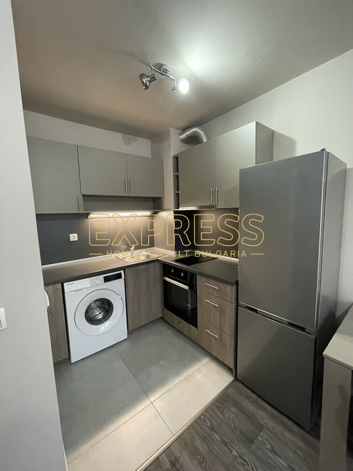 Дава под наем 3-СТАЕН, гр. София, Кръстова вада, снимка 3 - Апартаменти - 53201375