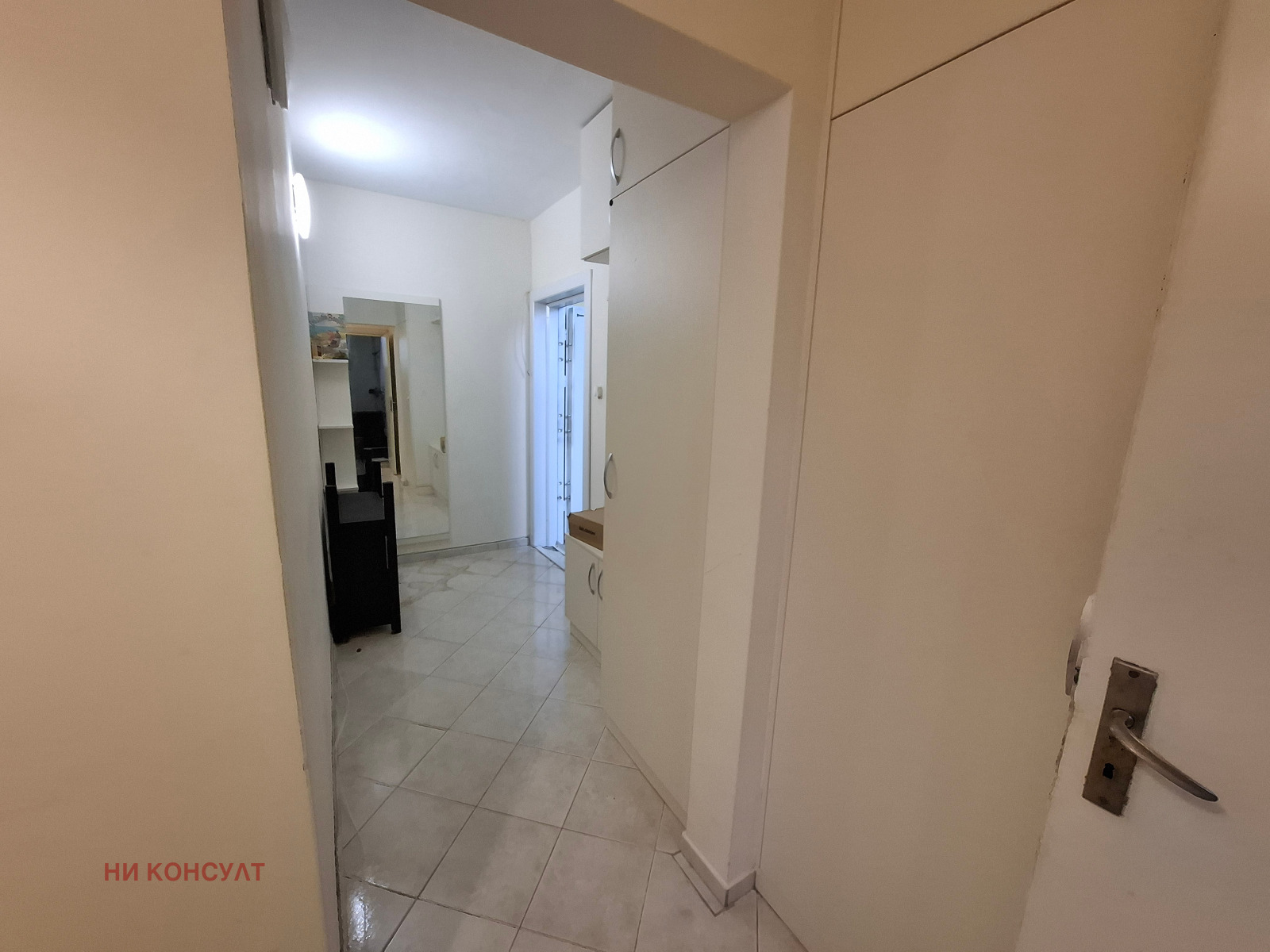 Дава под наем 1-СТАЕН, гр. София, Света Троица, снимка 9 - Апартаменти - 56230167