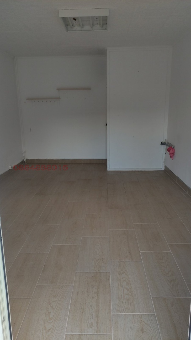 Дава под наем МАГАЗИН, гр. Пловдив, Кършияка, снимка 2 - Магазини - 53102281