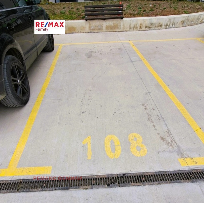 Дава под наем ГАРАЖ, ПАРКОМЯСТО, гр. Варна, Кайсиева градина, снимка 2 - Гаражи и паркоместа - 52252288