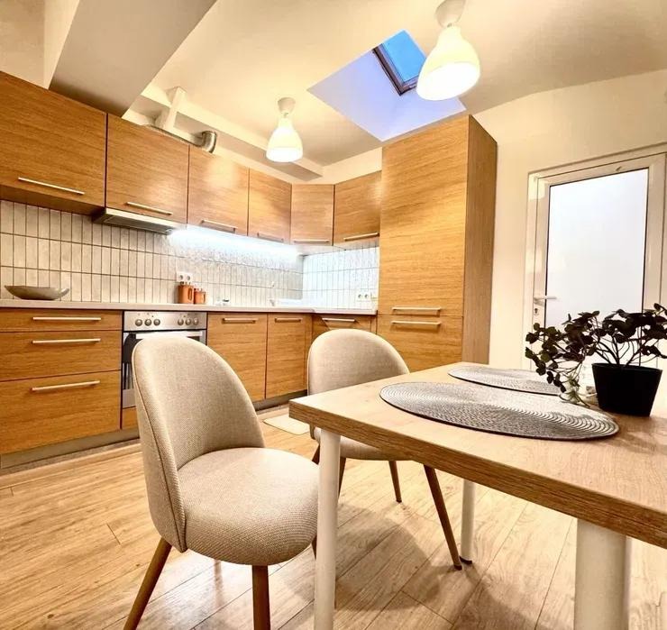 Дава под наем 3-СТАЕН, гр. София, Оборище, снимка 3 - Апартаменти - 53106459