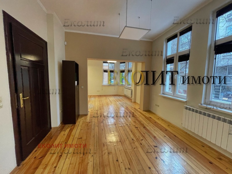 Дава под наем 4-СТАЕН, гр. София, Докторски паметник, снимка 4 - Апартаменти - 53071820