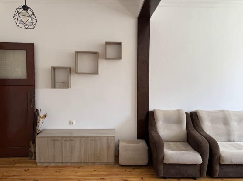 Издаје се  1 спаваћа соба Софија , Центар , 72 м2 | 78279516 - слика [2]