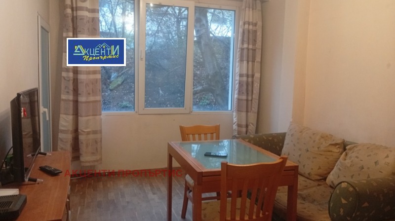 Дава под наем 2-СТАЕН, гр. Велико Търново, Бузлуджа, снимка 5 - Апартаменти - 52570045