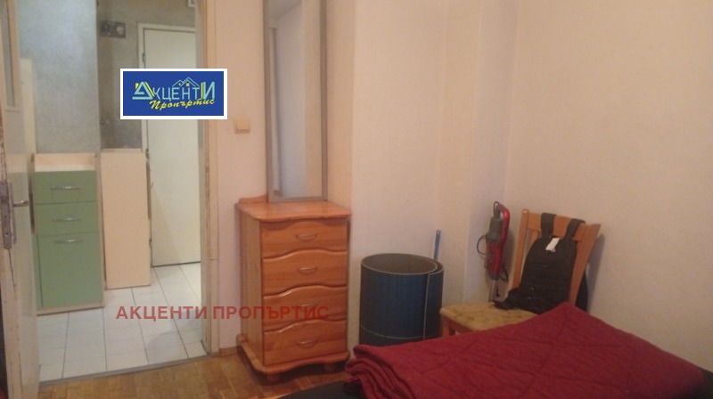 Дава под наем 2-СТАЕН, гр. Велико Търново, Бузлуджа, снимка 10 - Апартаменти - 52570045