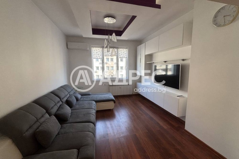 Para alugar  2 quartos Sofia , Centar , 60 m² | 47857380 - imagem [2]