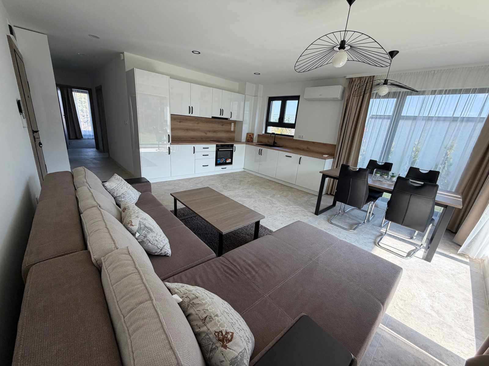 Дава под наем 3-СТАЕН, гр. София, Симеоново, снимка 2 - Апартаменти - 54343016