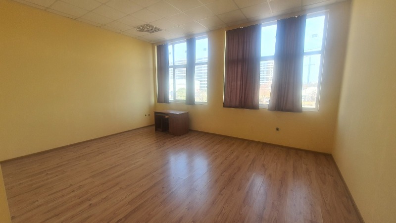 Da affittare  Ufficio Varna , Troshevo , 40 mq | 57328276 - Immagine [2]