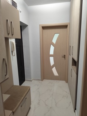 ����� ���� ��� ���� 3-�����,���� ����� ������, ������>