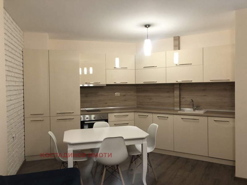 Para alugar  1 quarto Plovdiv , Hristo Smirnenski , 65 m² | 41368438 - imagem [3]