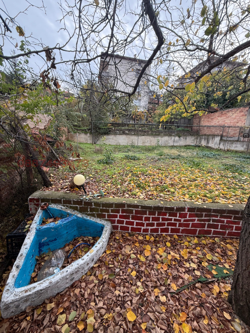 Дава под наем КЪЩА, гр. Асеновград, област Пловдив, снимка 8 - Къщи - 52780464