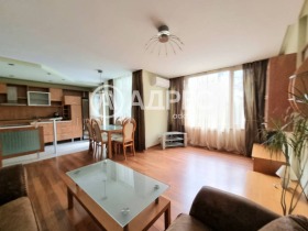 2 camere da letto Dianabad, Sofia