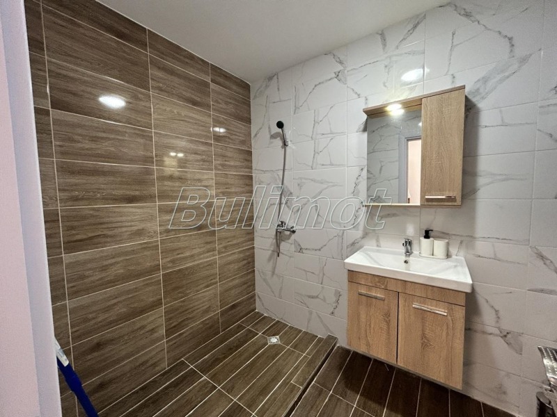 Para alugar  1 quarto Varna , k.k. Sv.Sv. Konstantin i Elena , 80 m² | 64383546 - imagem [6]