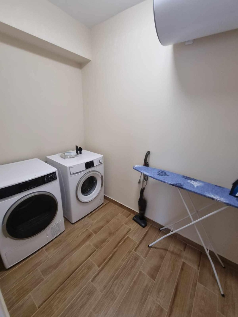Издаје се  2 спаваће собе Пловдив , Христо Смирненски , 120 м2 | 37441208 - слика [7]