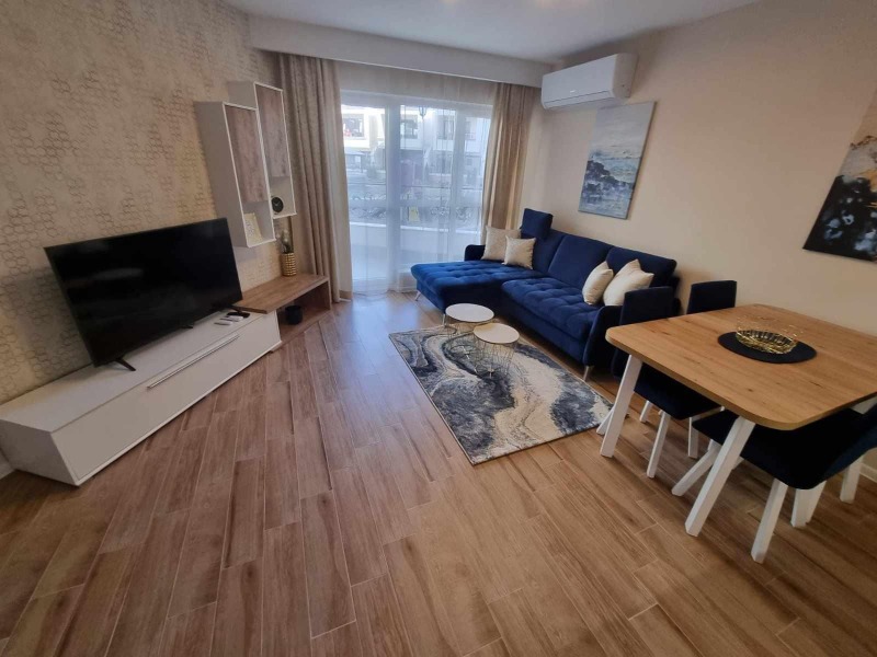 Издаје се  2 спаваће собе Пловдив , Христо Смирненски , 120 м2 | 37441208