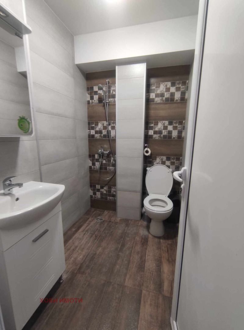 Para alugar  2 quartos Plovdiv , Kamenica 2 , 74 m² | 87643813