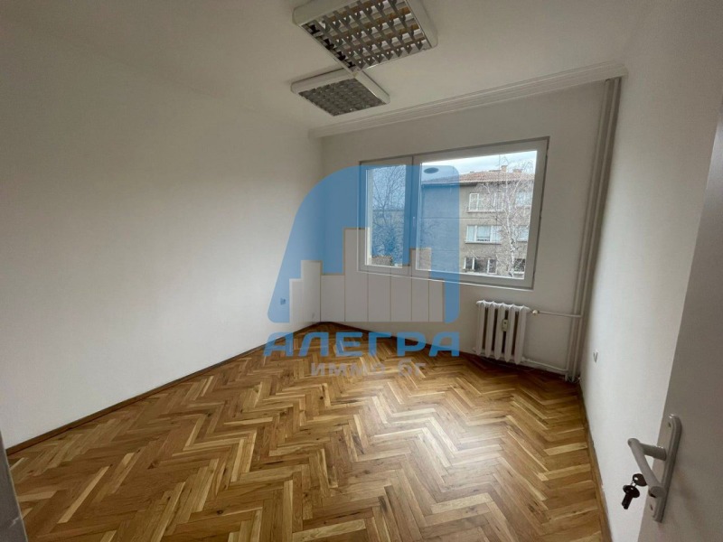 Da affittare  Ufficio Sofia , Geo Milev , 125 mq | 30288591 - Immagine [3]