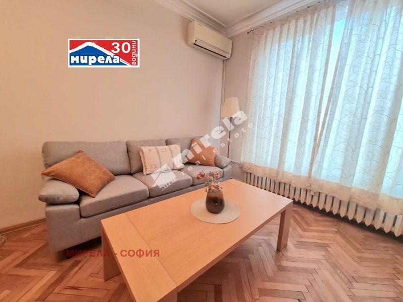 Дава под наем 2-СТАЕН, гр. София, Оборище, снимка 2 - Апартаменти - 52613767