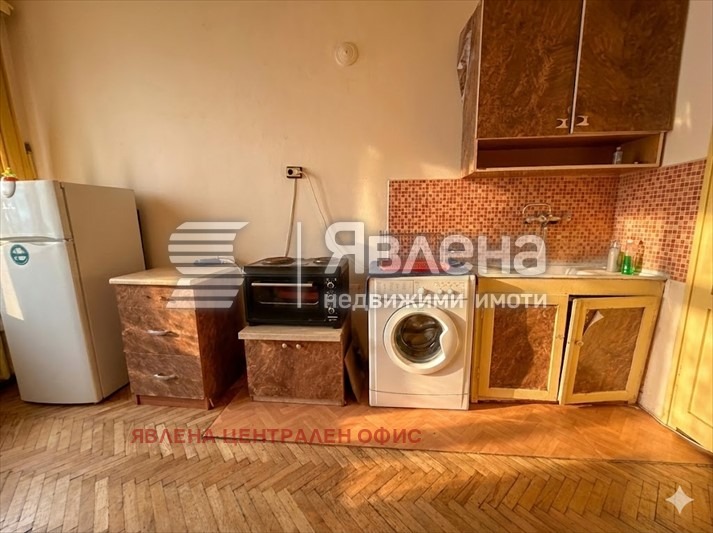 Дава под наем 2-СТАЕН, гр. София, Център, снимка 4 - Апартаменти - 53906396