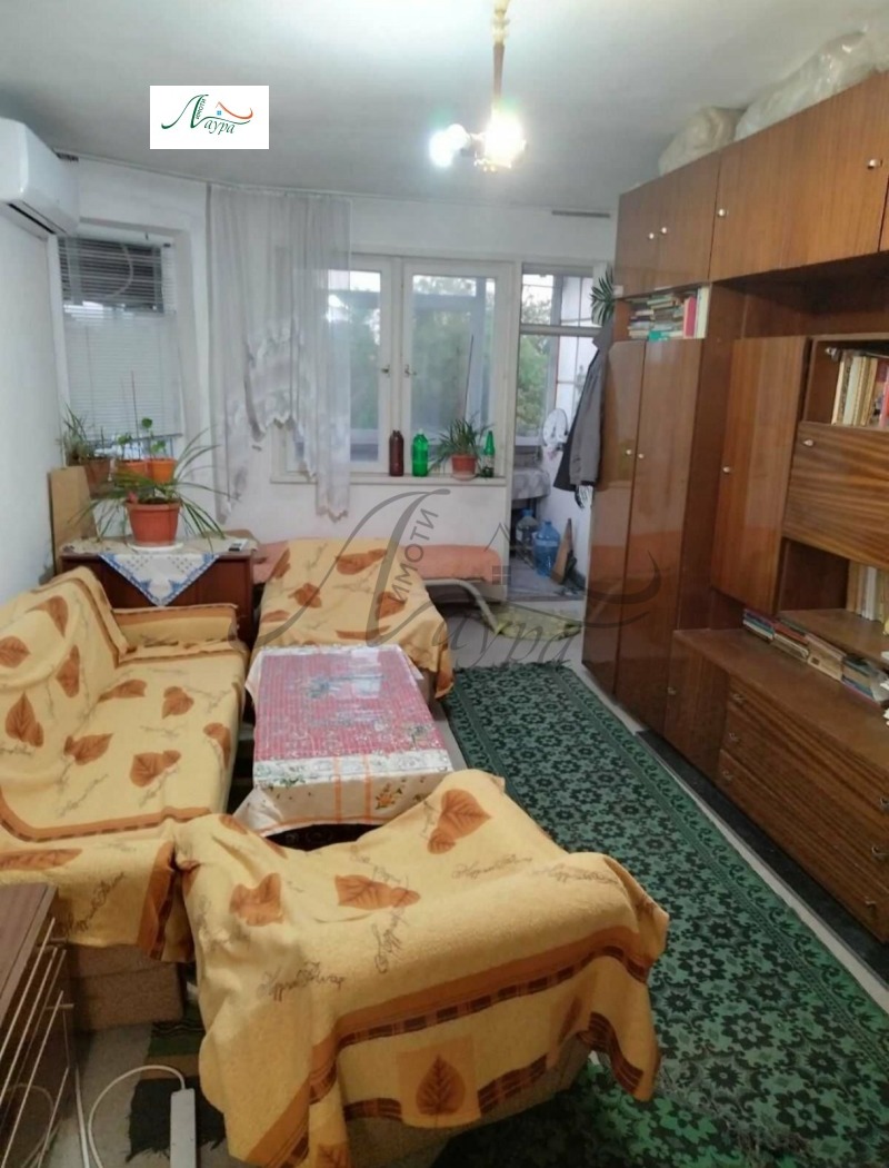 Дава под наем  2-стаен град Шумен , Център , 65 кв.м | 46063632