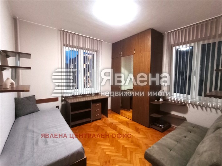 Дава под наем 3-СТАЕН, гр. София, Лагера, снимка 3 - Апартаменти - 53651124