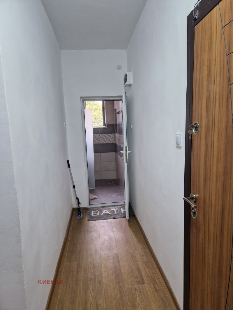 De inchiriat  3 dormitoare Pleven , Șiroc țentâr , 120 mp | 87520901 - imagine [14]