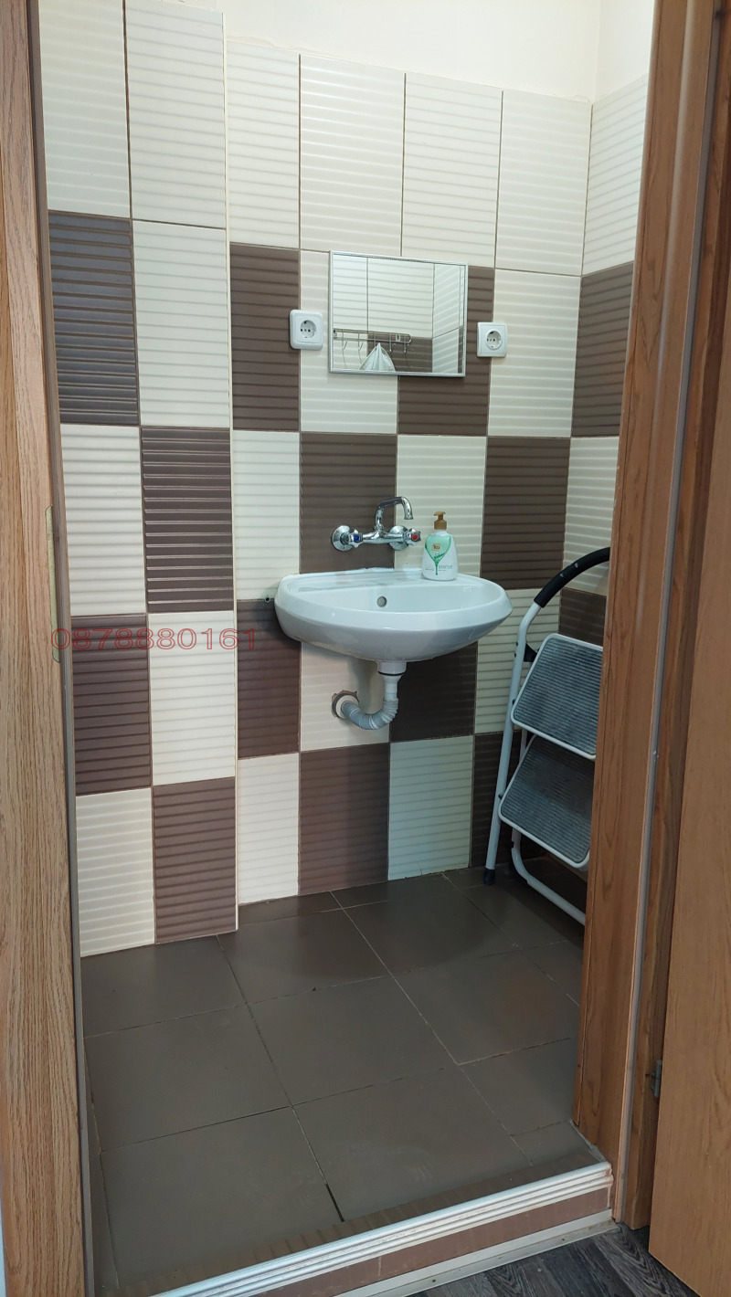 Дава под наем ОФИС, гр. Горна Оряховица, област Велико Търново, снимка 7 - Офиси - 52780873