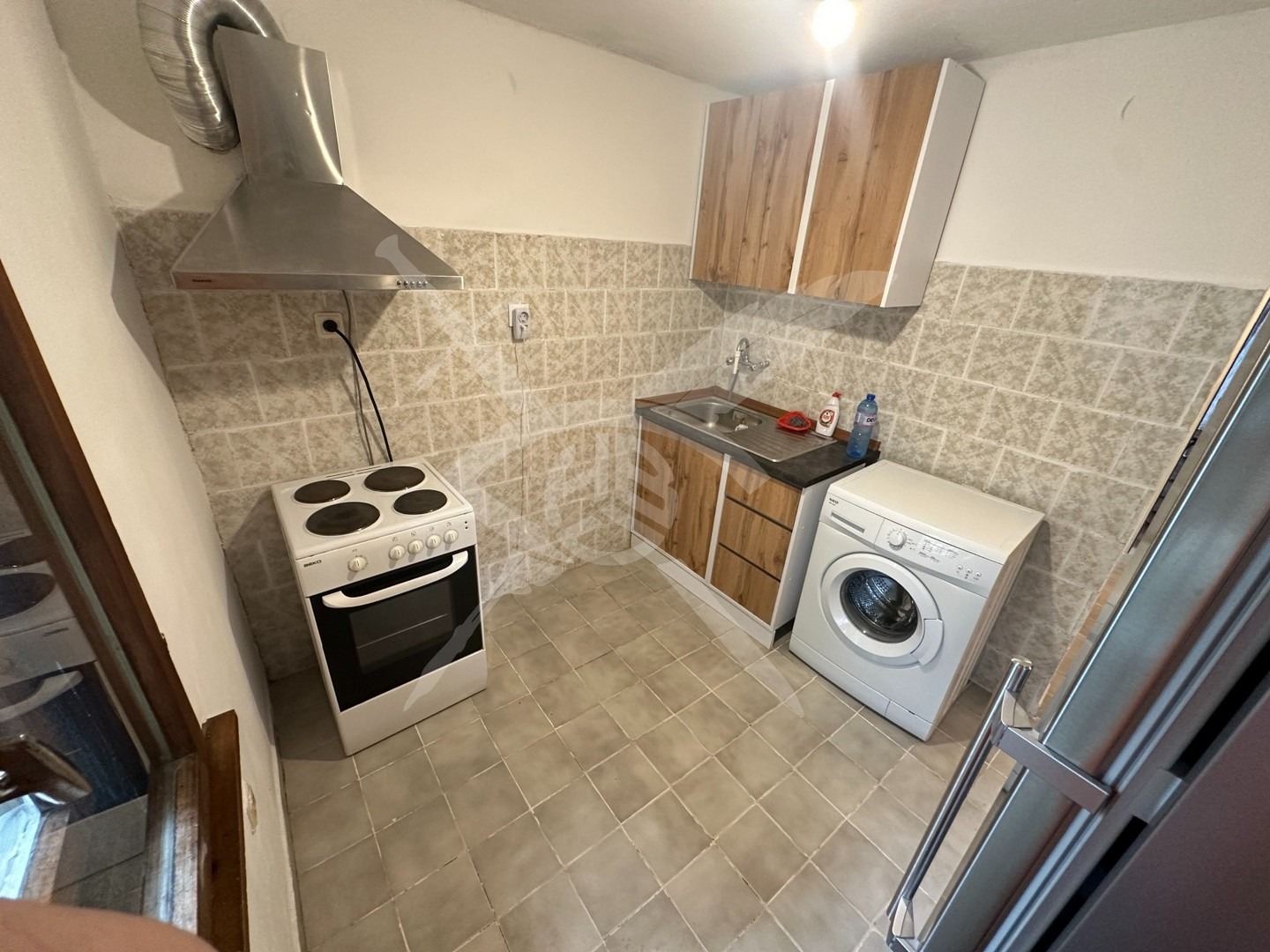 Дава под наем КЪЩА, гр. София, Красно село