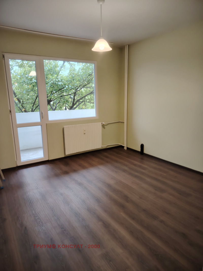 Издаје се  2 спаваће собе Софија , Левски Г , 76 м2 | 45743851 - слика [7]