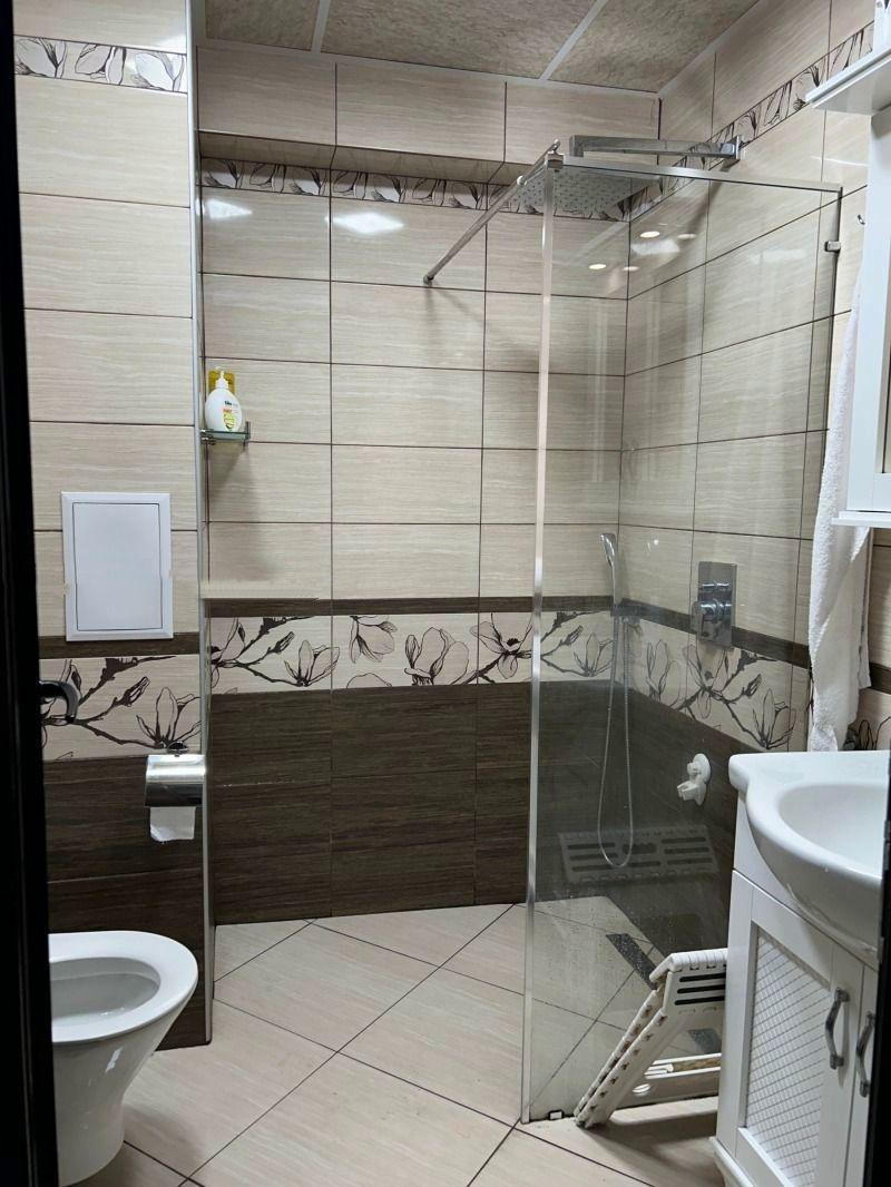 Дава под наем 3-СТАЕН, гр. София, Лозенец, снимка 5 - Апартаменти - 54023437