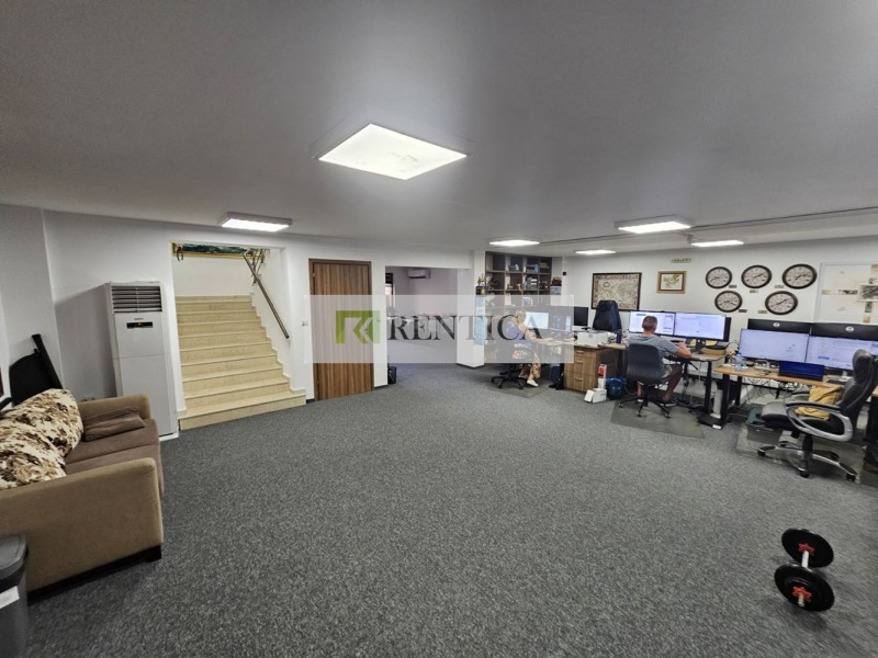 A louer  Bureau Varna , Tsentar , 269 m² | 88920439 - image [6]