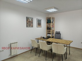 ОФИС, 28 m2