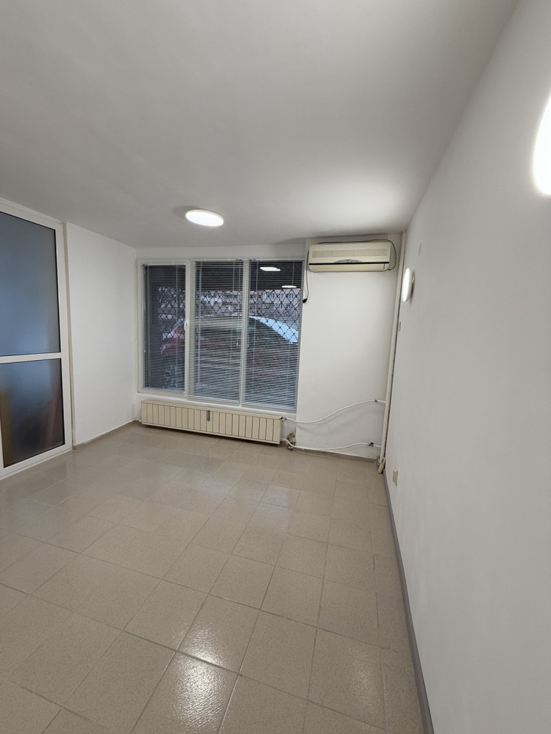 Para alugar  Estúdio Sofia , Lozenec , 39 m² | 44137064 - imagem [2]