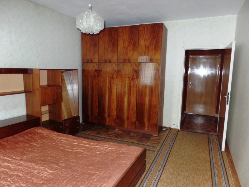 Дава под наем 3-СТАЕН, гр. Перник, Център, снимка 5 - Апартаменти - 52047856