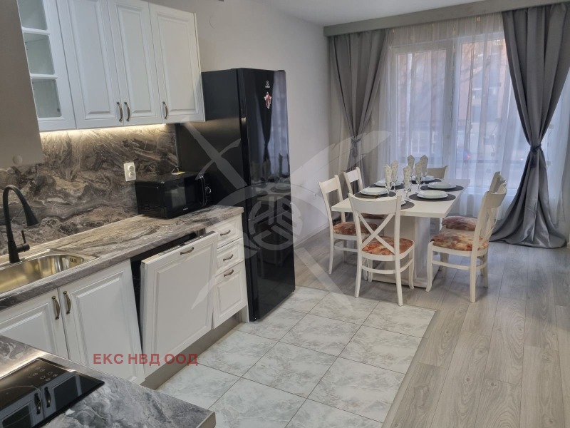 Под наем 3-СТАЕН, град Пловдив, Южен • 700 € / 1369.08 лв. • 79541537 1