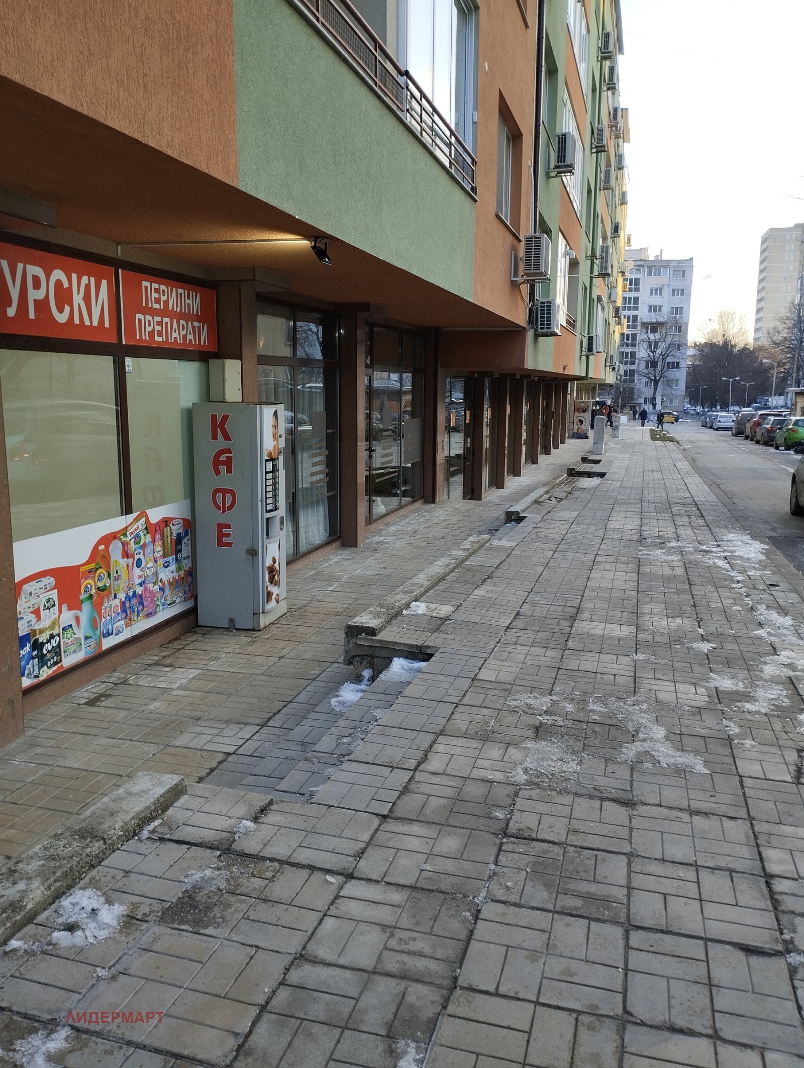 Дава под наем МАГАЗИН, гр. Варна, Левски 1, снимка 2 - Магазини - 50930981