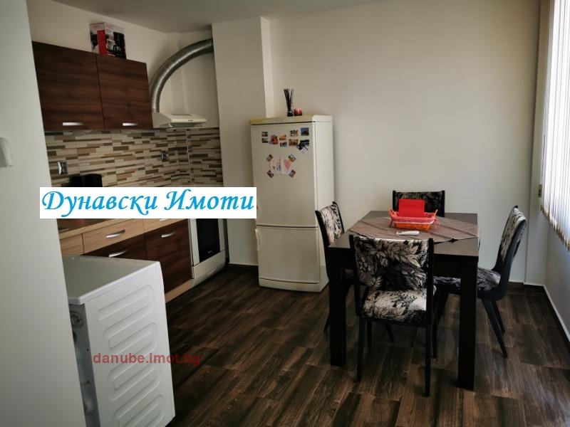 En renta  1 dormitorio Ruse , Tsentar , 62 metros cuadrados | 30839076