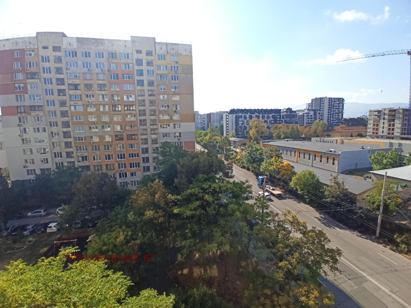 В аренду  1 спальня София , Банишора , 70 кв.м | 23540538 - изображение [2]