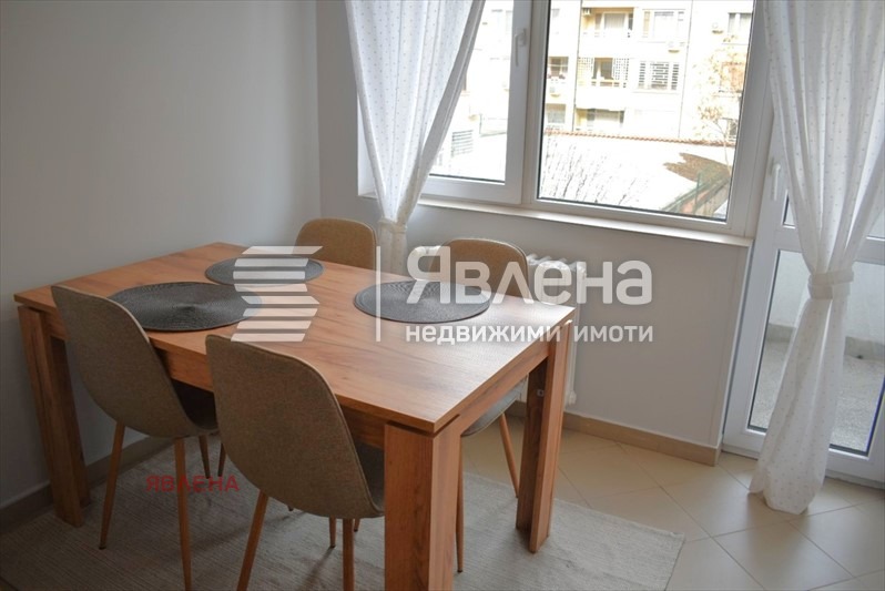 Дава под наем 2-СТАЕН, гр. София, Център, снимка 2 - Апартаменти - 53090370