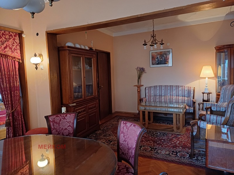 De inchiriat  2 dormitoare Sofia , Țentâr , 120 mp | 88909616 - imagine [2]