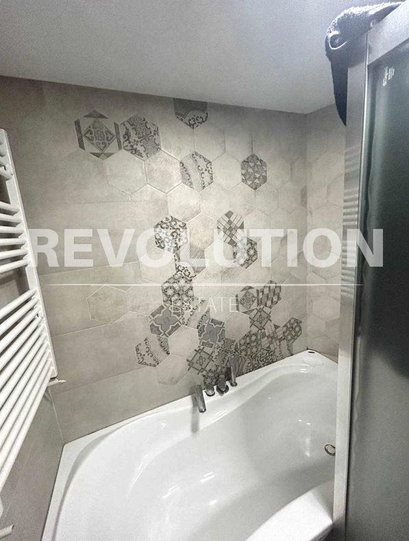 Дава под наем 3-СТАЕН, гр. Варна, Център, снимка 6 - Апартаменти - 53093337