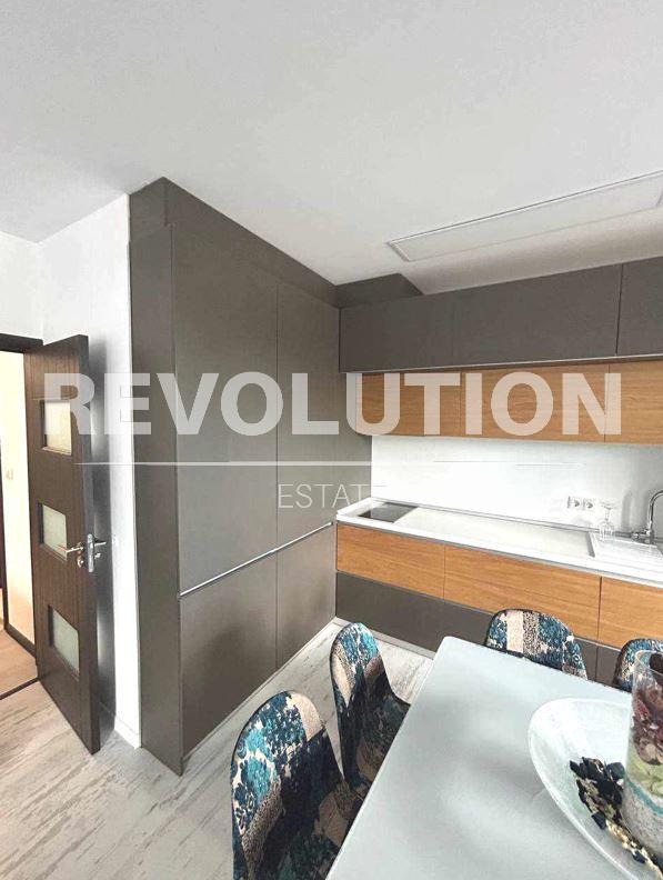 Дава под наем 3-СТАЕН, гр. Варна, Център, снимка 2 - Апартаменти - 53093337