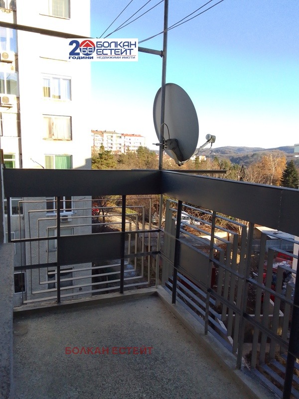 Дава под наем 3-СТАЕН, гр. Велико Търново, Център, снимка 12 - Апартаменти - 53350594