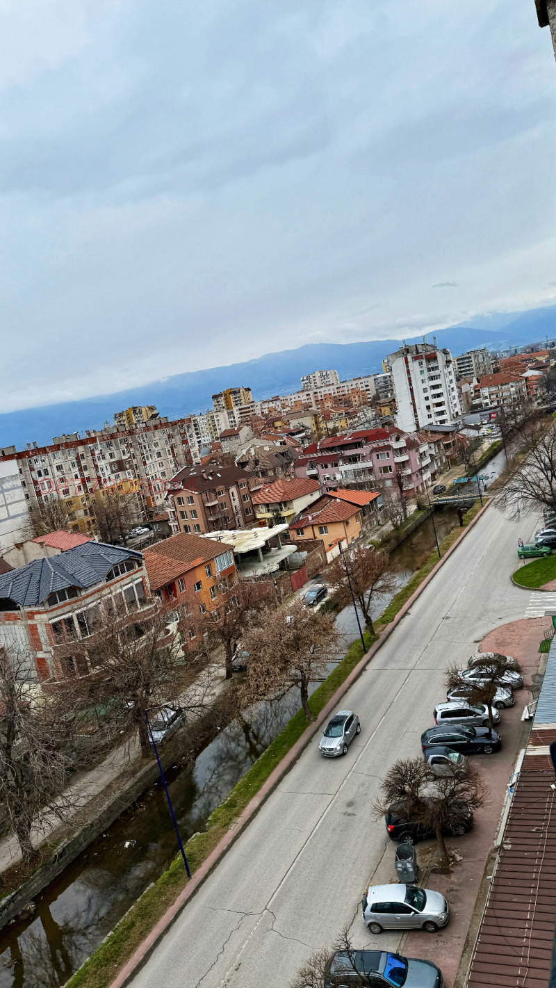 Дава под наем 4-СТАЕН, гр. Пазарджик, Идеален център, снимка 4 - Апартаменти - 53071348