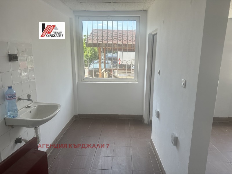 Do wynajęcia  Biuro Kardżali , Centar , 55 mkw | 94383223 - obraz [3]
