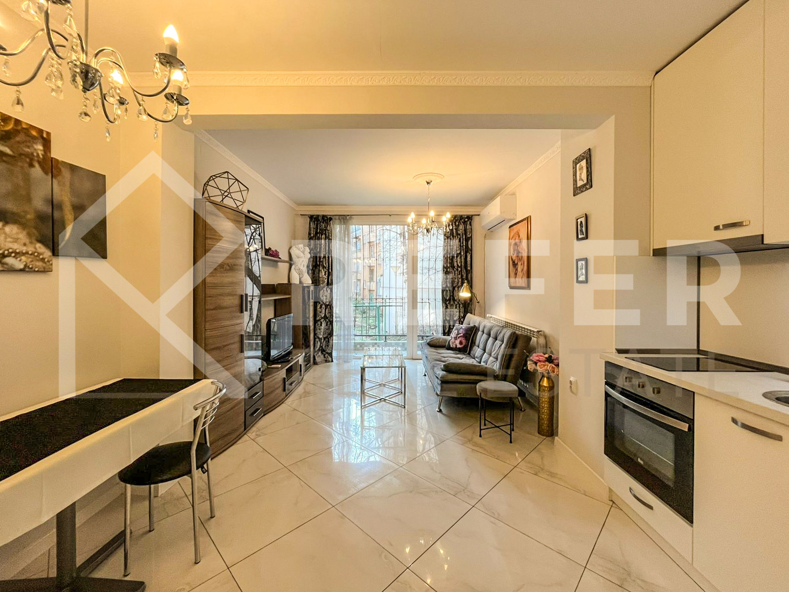 Дава под наем 2-СТАЕН, гр. София, Център, снимка 3 - Апартаменти - 53145228