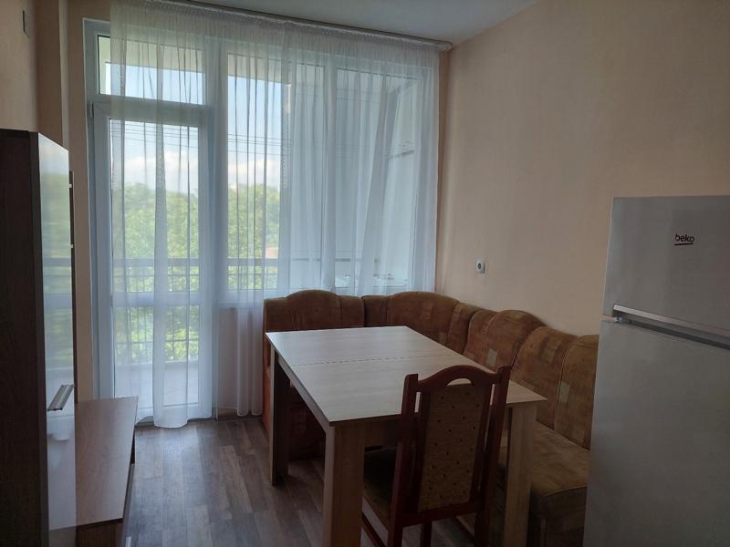 Дава под наем 2-СТАЕН, гр. Велико Търново, Бузлуджа, снимка 3 - Апартаменти - 52120807