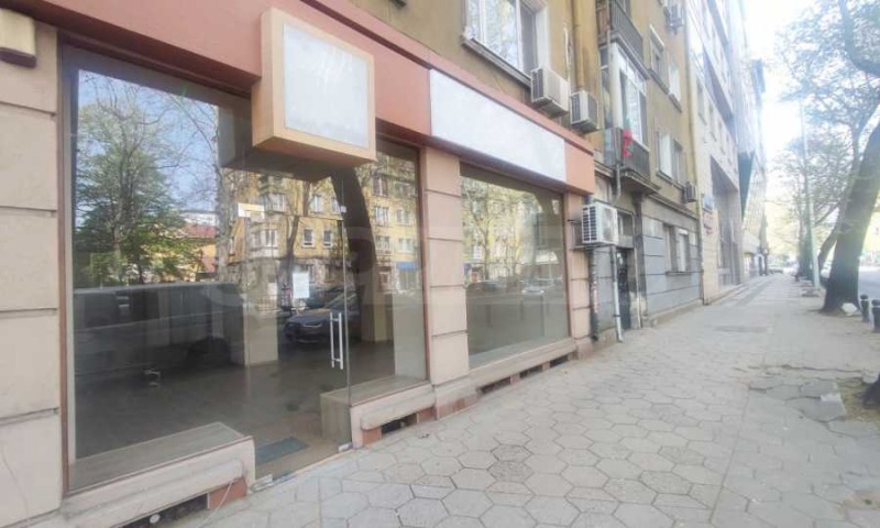 Дава под наем ОФИС, гр. Пловдив, Център